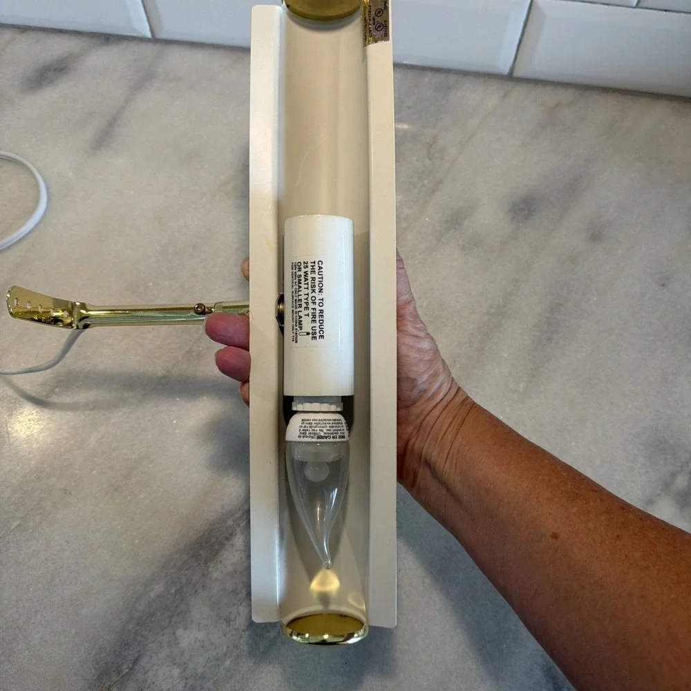Vintage Gold Tone Art Light 14in Double Bulb ES003